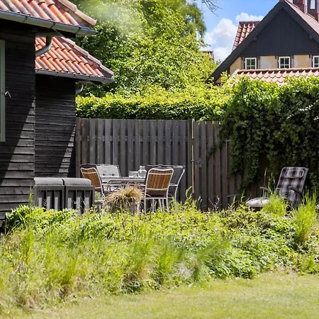 1070-n-tisvildeleje-julsgardsvej-22 *